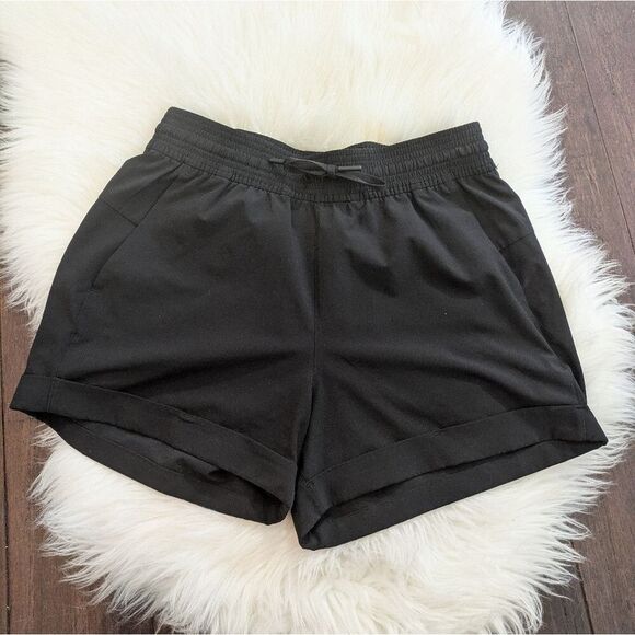 Lululemon Spring Break Away MR Short 3" Women's Black Shorts W7BFYS Size 6 - Picture 4 of 9
